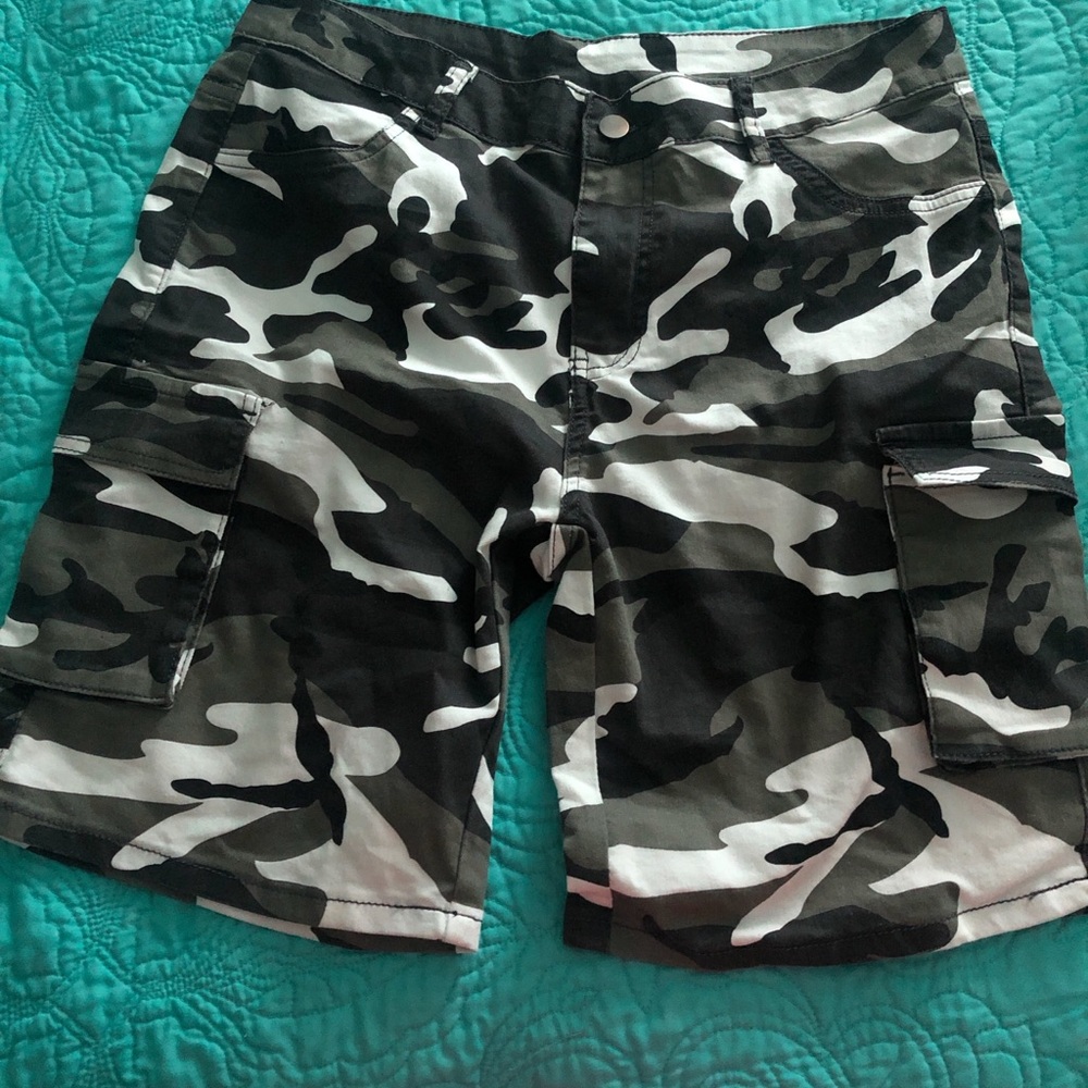 Men's Camouflage Cargo Shorts